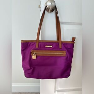 Michael Kors Kempton Shoulder Bag in Purple